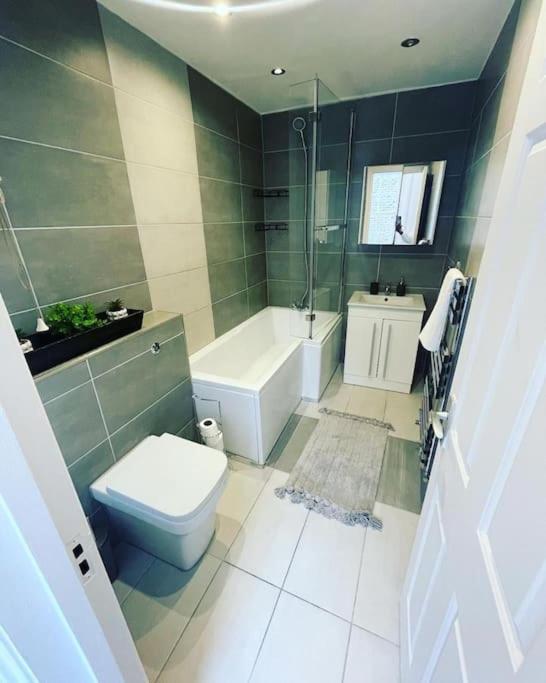 דירות לונדון Luxury 2 Bed Flat In Inslington מראה חיצוני תמונה